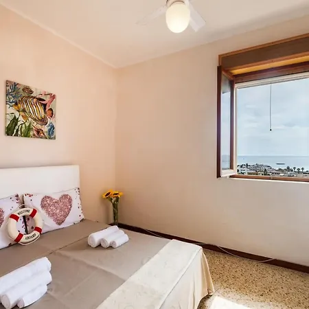 Maestrale Panoramic Penthouse In With Ocean Views *