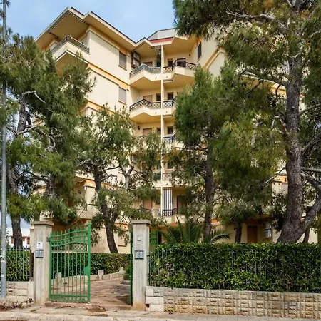 Maestrale Panoramic Penthouse In With Ocean Views Holiday home *